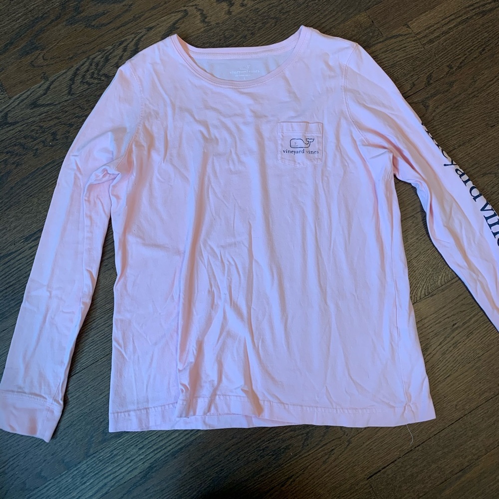 light pink vineyard vines long sleeve shirt